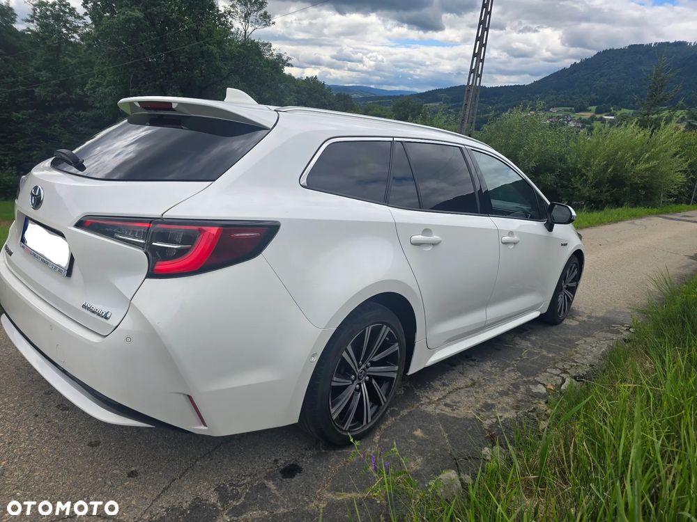 Toyota Corolla 1.8 Hybrid Comfort - 3