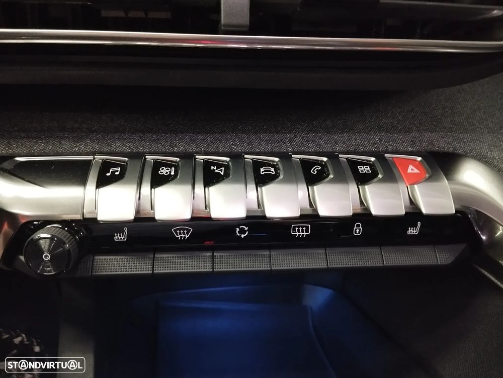 Peugeot 5008 1.2 PureTech Allure - 30