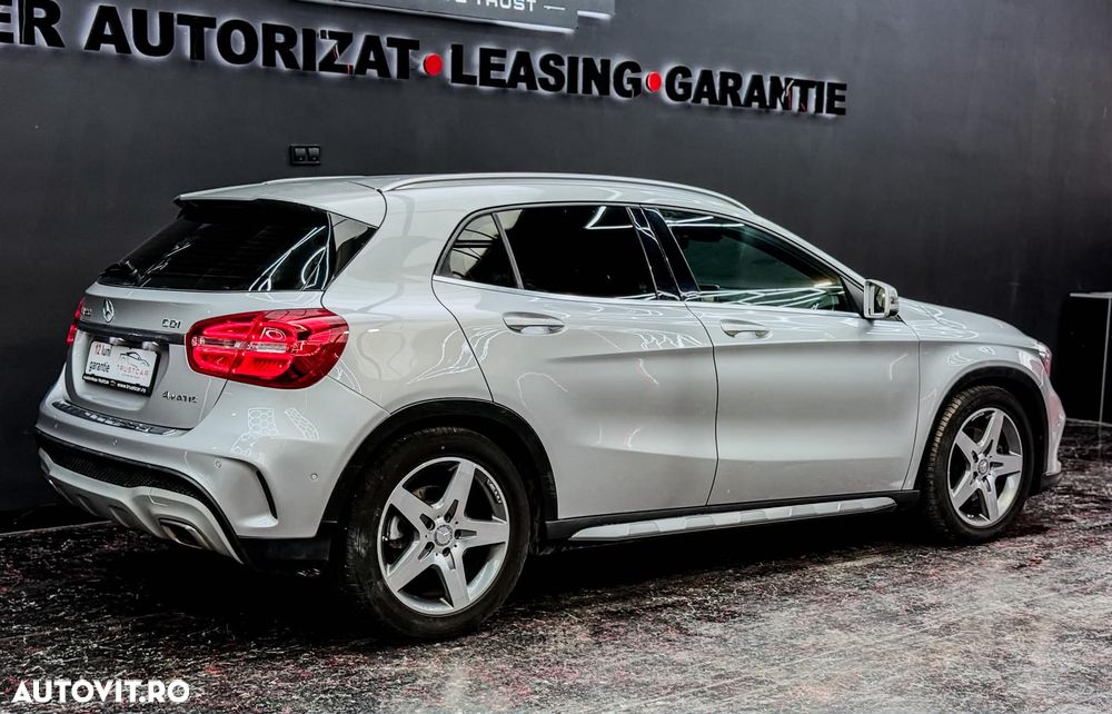 Mercedes-Benz GLA 220 CDI 4MATIC 7G-DCT AMG Line - 10