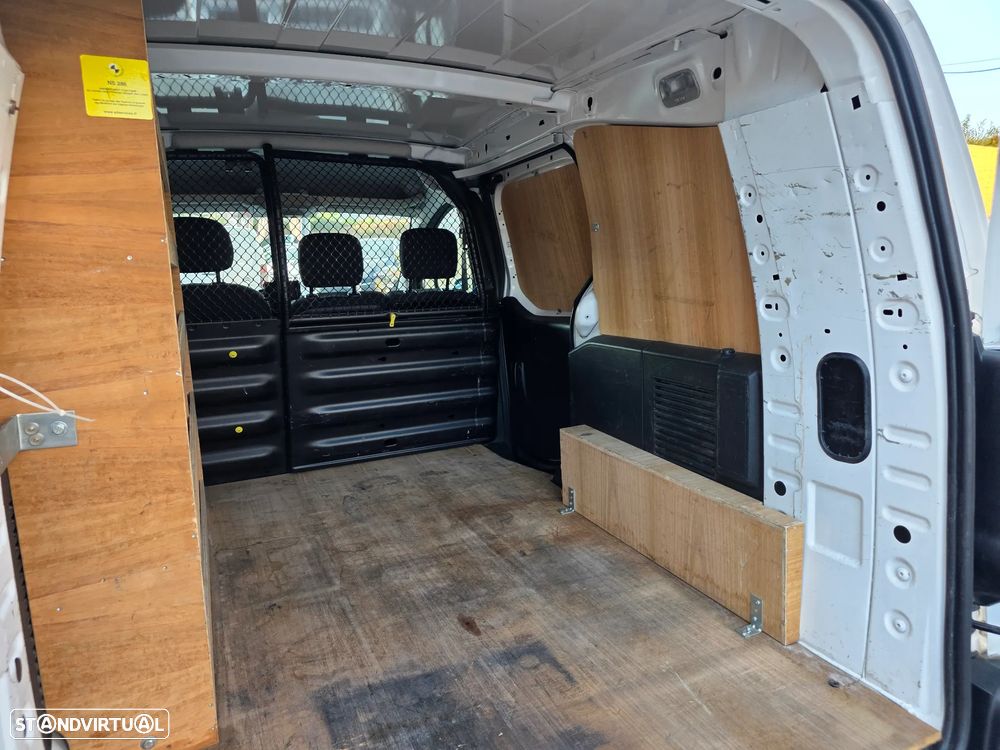 Citroën Berlingo 1.6HDi Longa com Iva Dedutível - 13