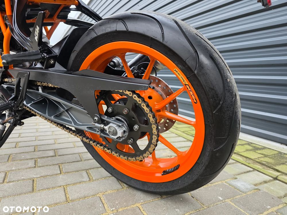 KTM RC 125 - 10