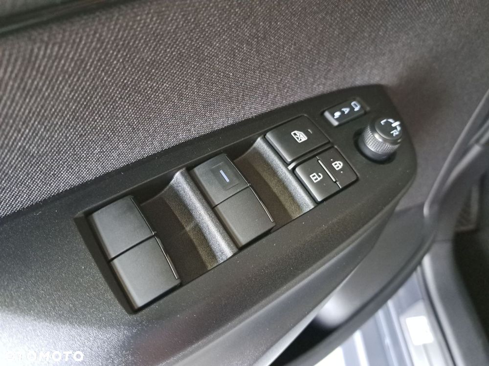 Toyota Yaris Hybrid 1.5 GR Sport - 35