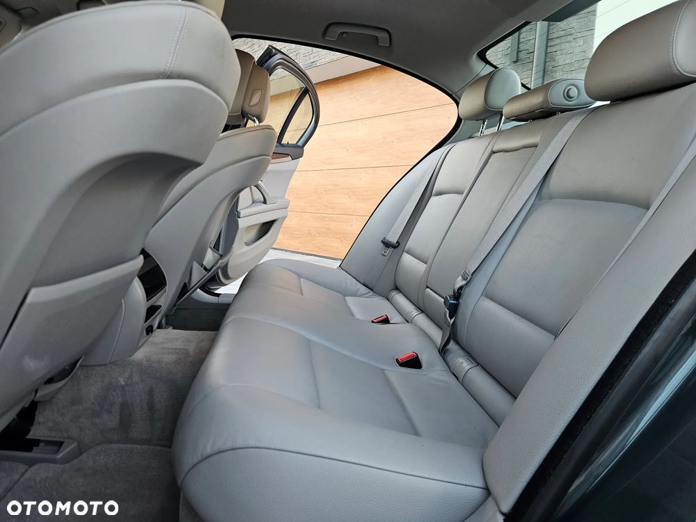 BMW Seria 5 520d Edition Fleet Exclusive - 13