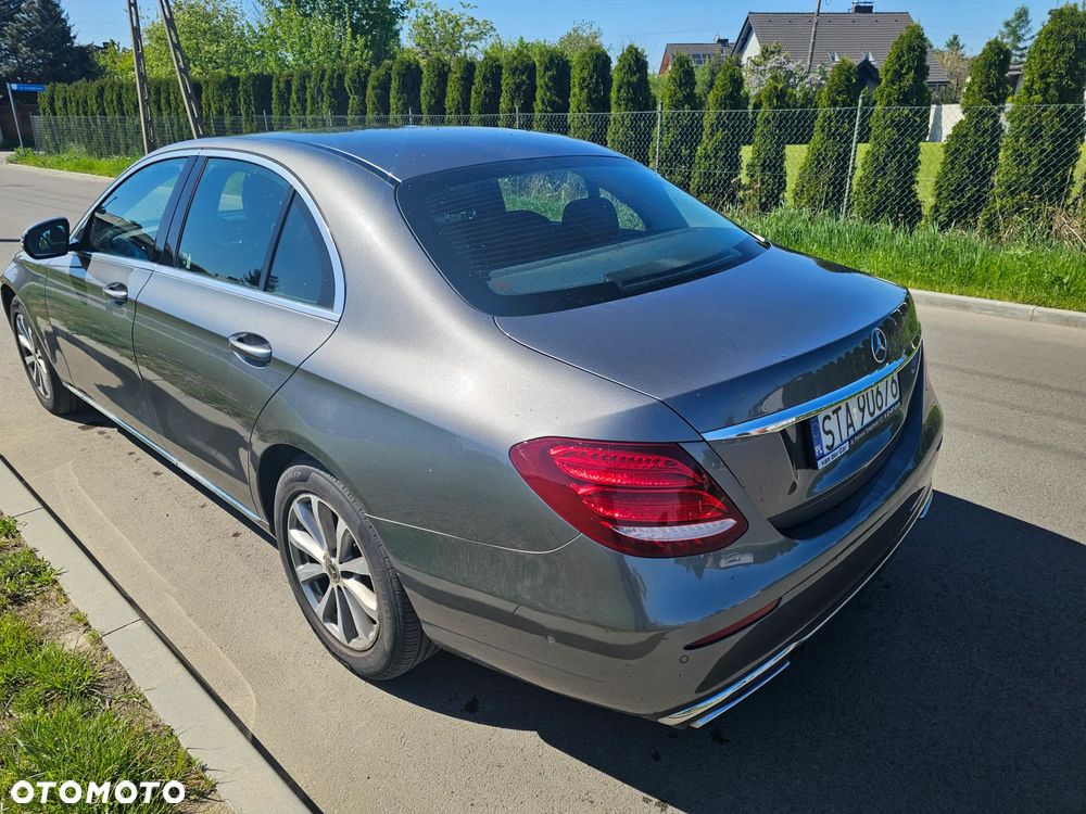 Mercedes-Benz Klasa E 220 d 9G-TRONIC - 5