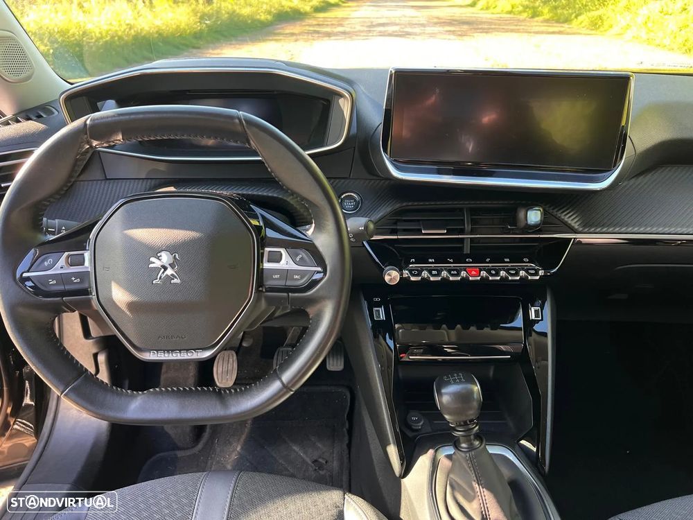 Peugeot 2008 1.2 PureTech Allure Pack - 15