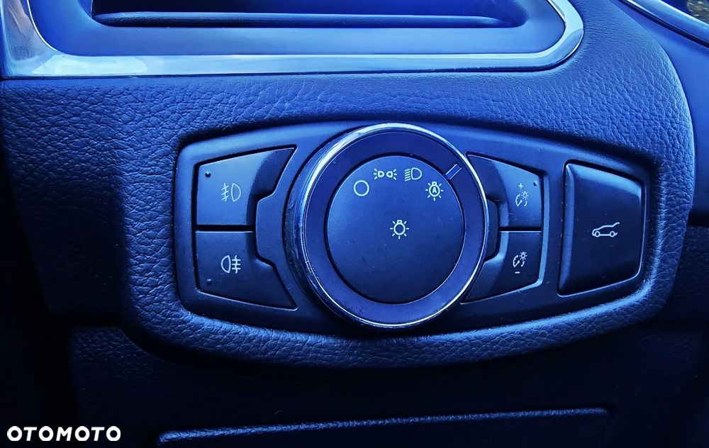 Ford S-Max 2.0 EcoBlue TITANIUM - 38