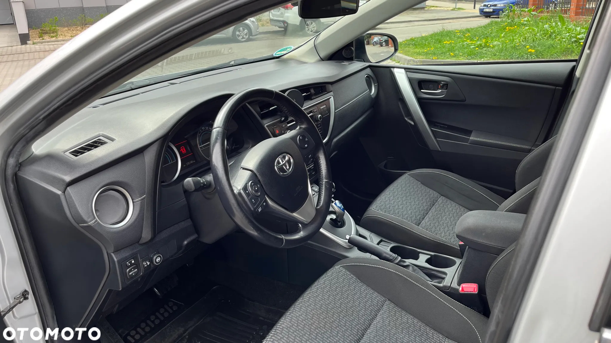 Toyota Auris - 9