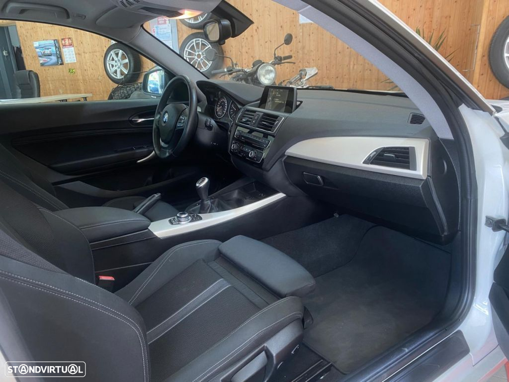 BMW 116 d EDynamics Advantage - 17