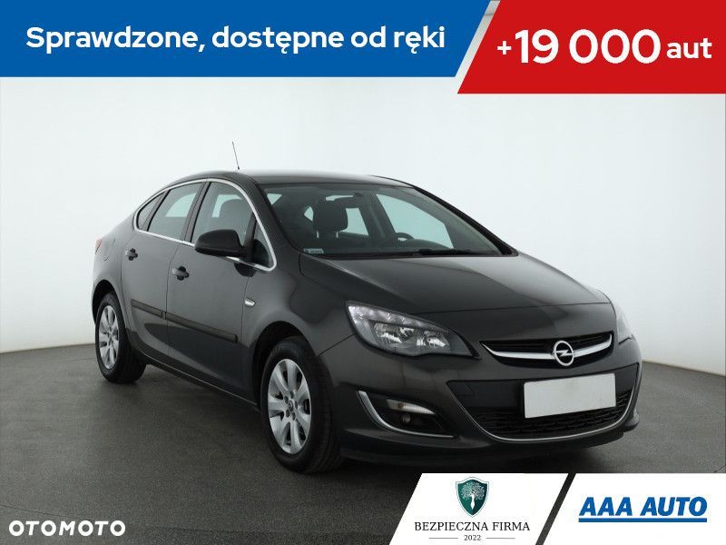 Opel Astra - 1