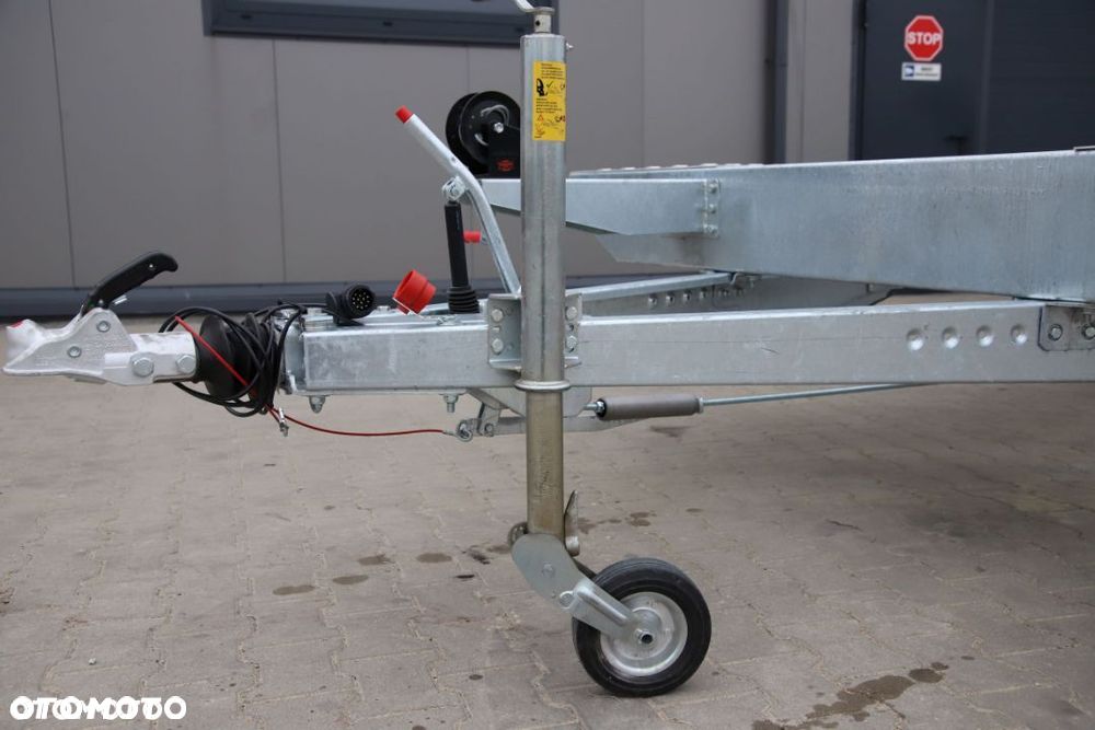 Niewiadów Indianapolis eco 8  x 2.1  3 osie - 4