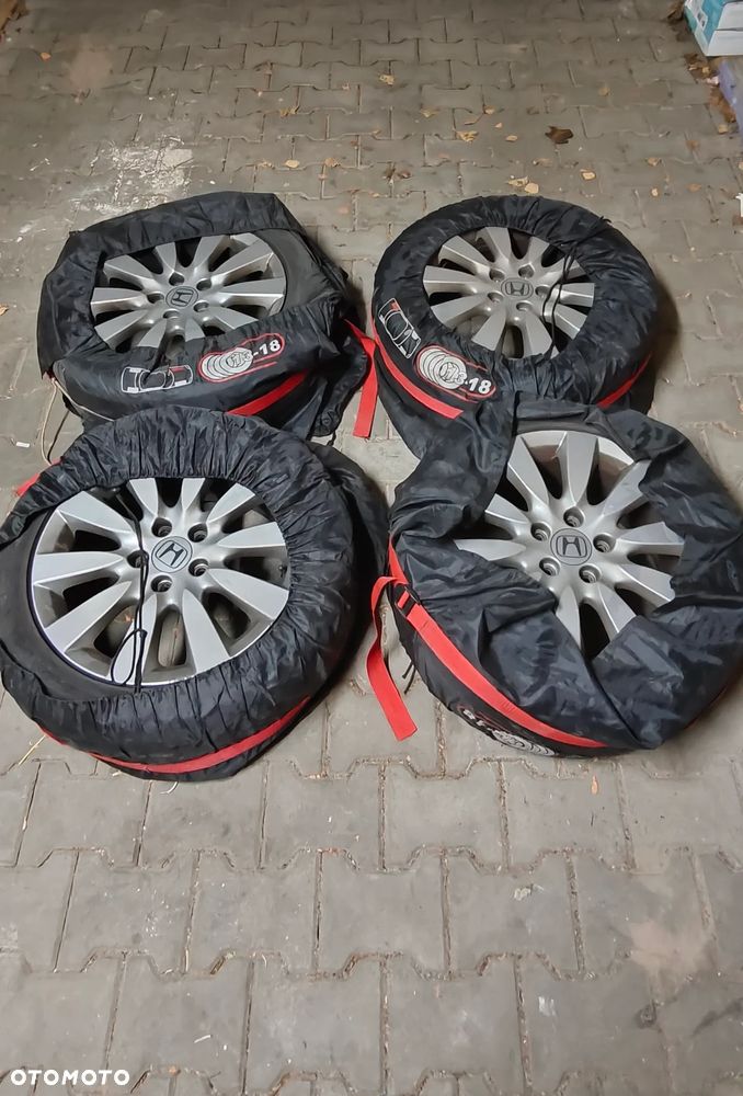 Honda Civic 1.8 i-VTEC Sport Black Edition - 8