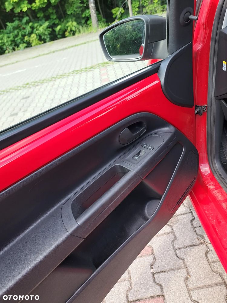 Volkswagen up! 1.0 Take - 6