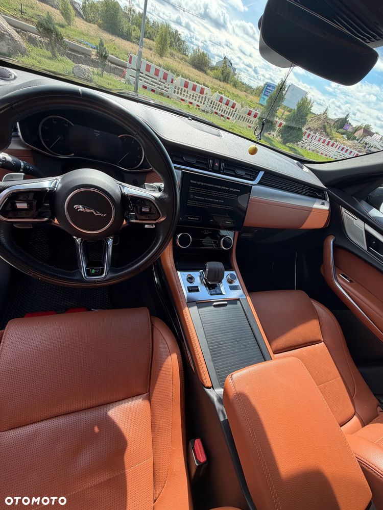 Jaguar F-Pace 2.0 P250 mHEV AWD - 10