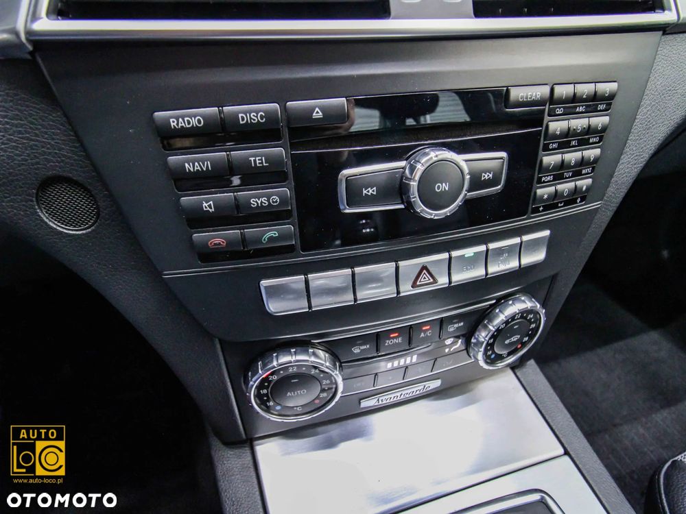 Mercedes-Benz Klasa C 180 CGI BlueEff Avantgarde - 20