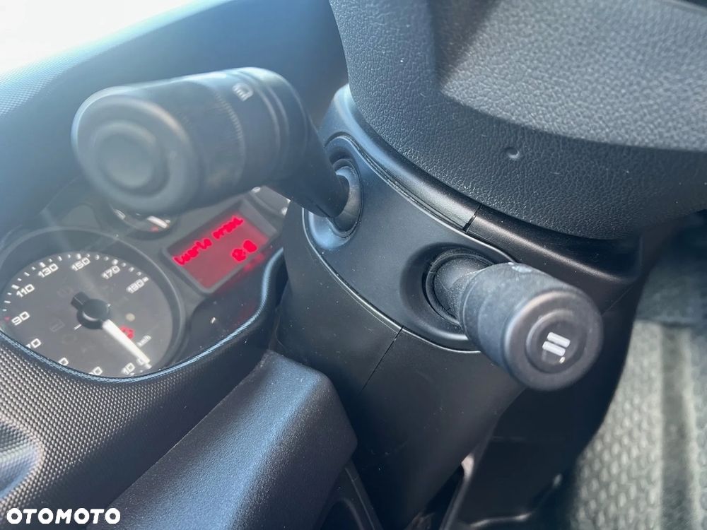 Iveco Daily 35S14 L3H2 2,3 140 KM klima tempomat - 16