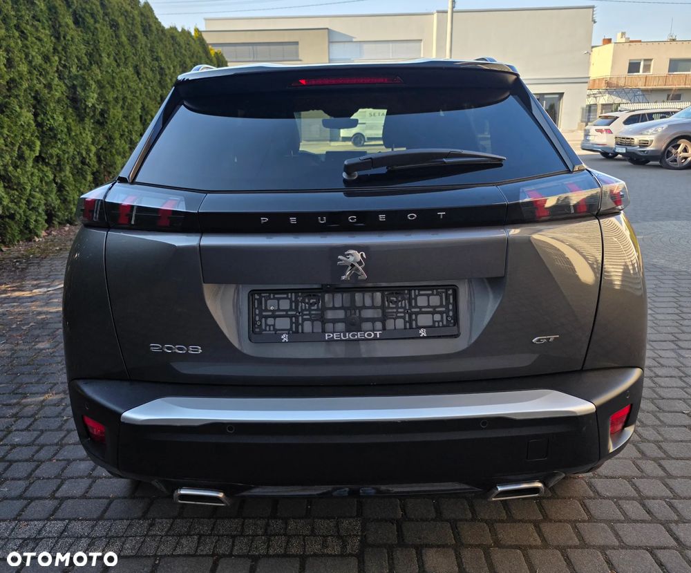 Peugeot 2008 PureTech 130 EAT8 GT - 5