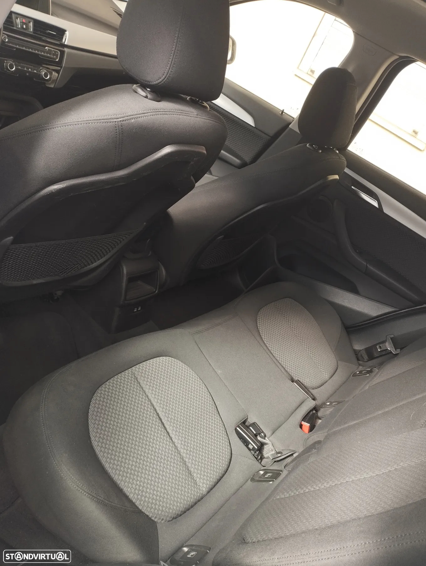 BMW X1 16 d sDrive Advantage - 3