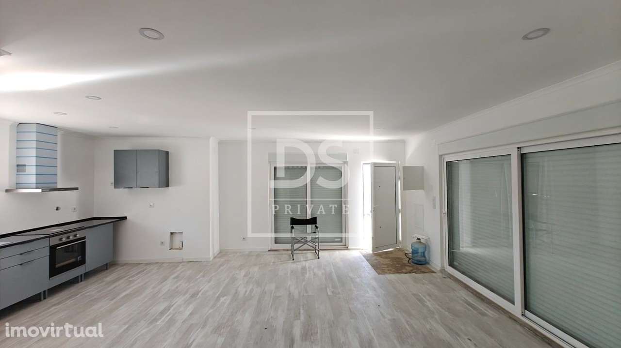 Moradia Isolada T2 na Silveira - Santa Cruz - Grande imagem: 5/9