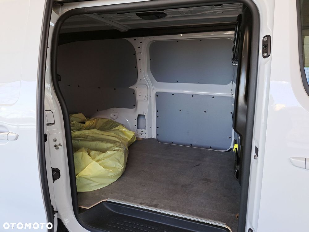 Toyota PROACE - 11