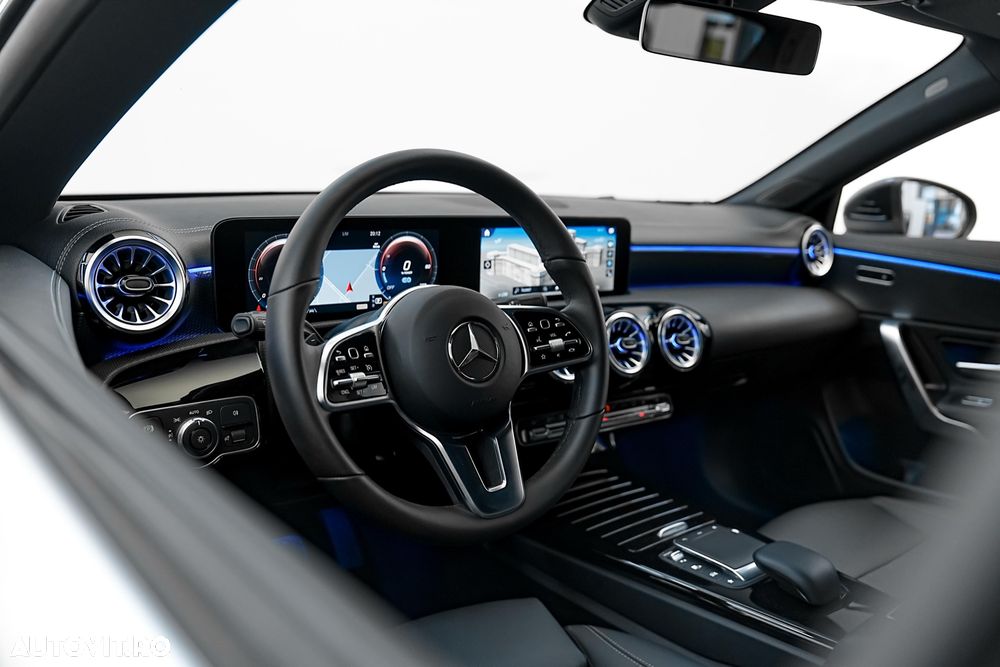 Mercedes-Benz CLA 250 - 12