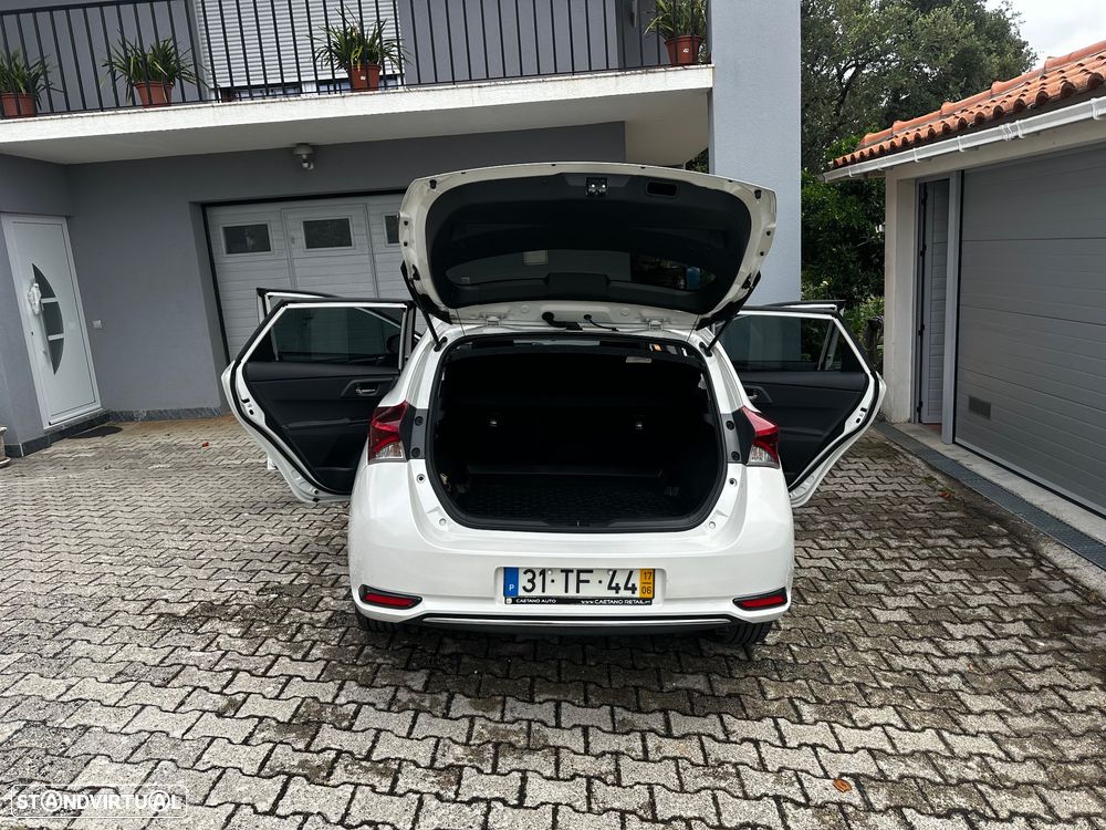 Toyota Auris 2017 photo 4