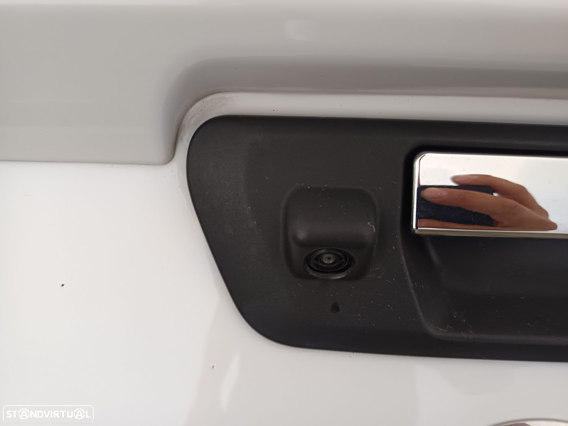 Nissan Navara 2.3 dCi CD 4WD N-Connecta - 12