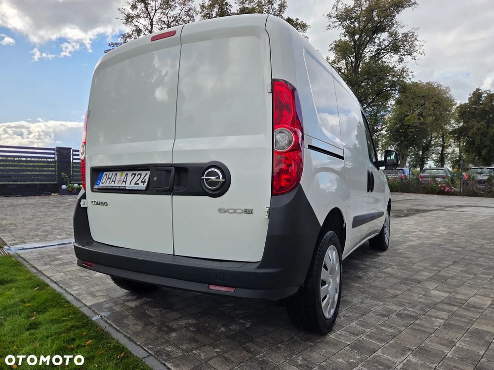 Opel Combo - 8