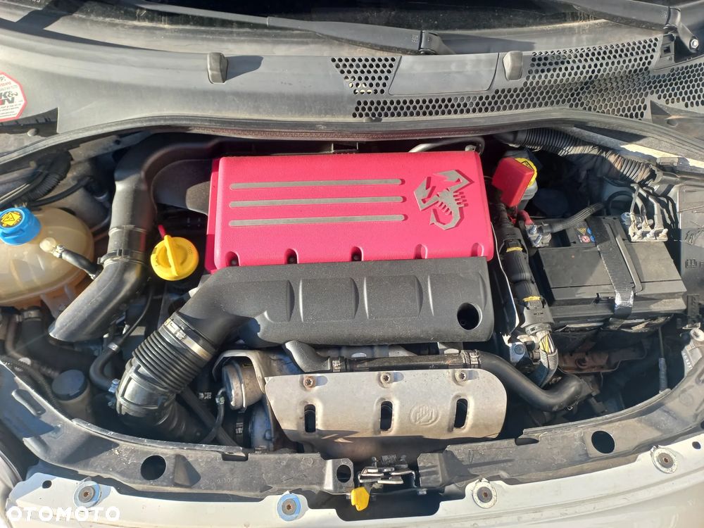 Fiat 500 1.4 16V T-Jet Abarth - 11