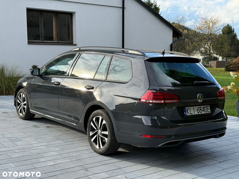 Volkswagen Golf - 5