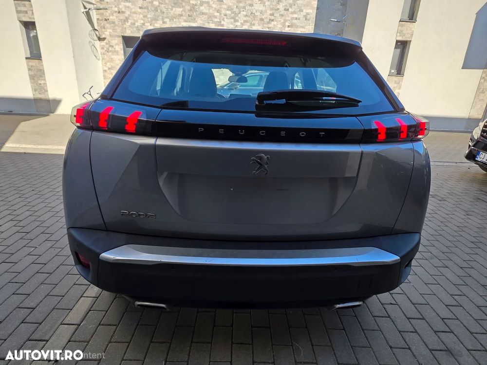 Peugeot 2008 PureTech 130 EAT8 Allure Pack - 5
