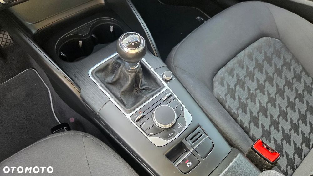 Audi A3 Sportback - 25
