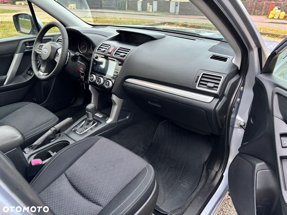 Subaru Forester 2.0D Exclusive Lineartronic EU6 - 12