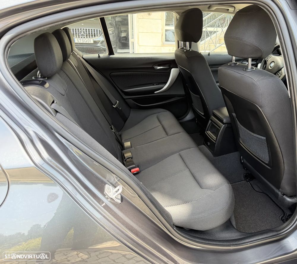 BMW 116 d Urban Line - 23