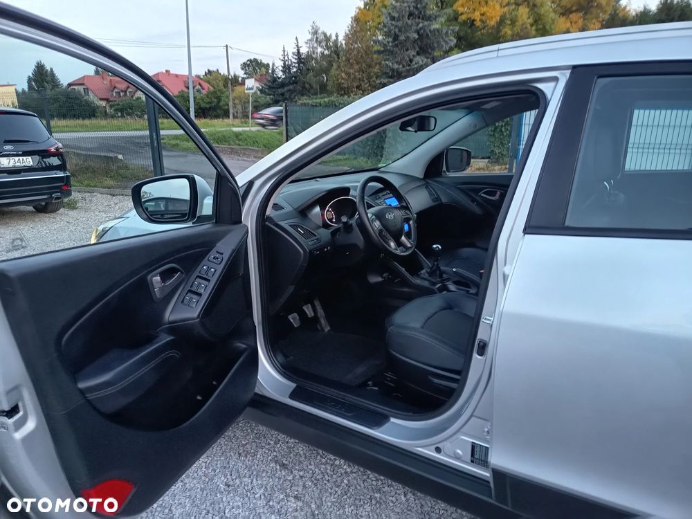 Hyundai ix35 1.6 2WD UEFA EURO 2012 Edition - 13