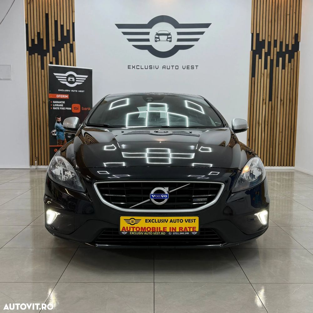 Volvo V40 D2 R Design - 11