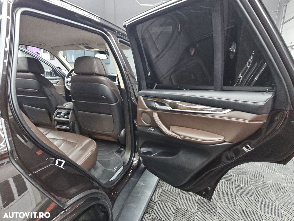 BMW X5 xDrive30d - 16