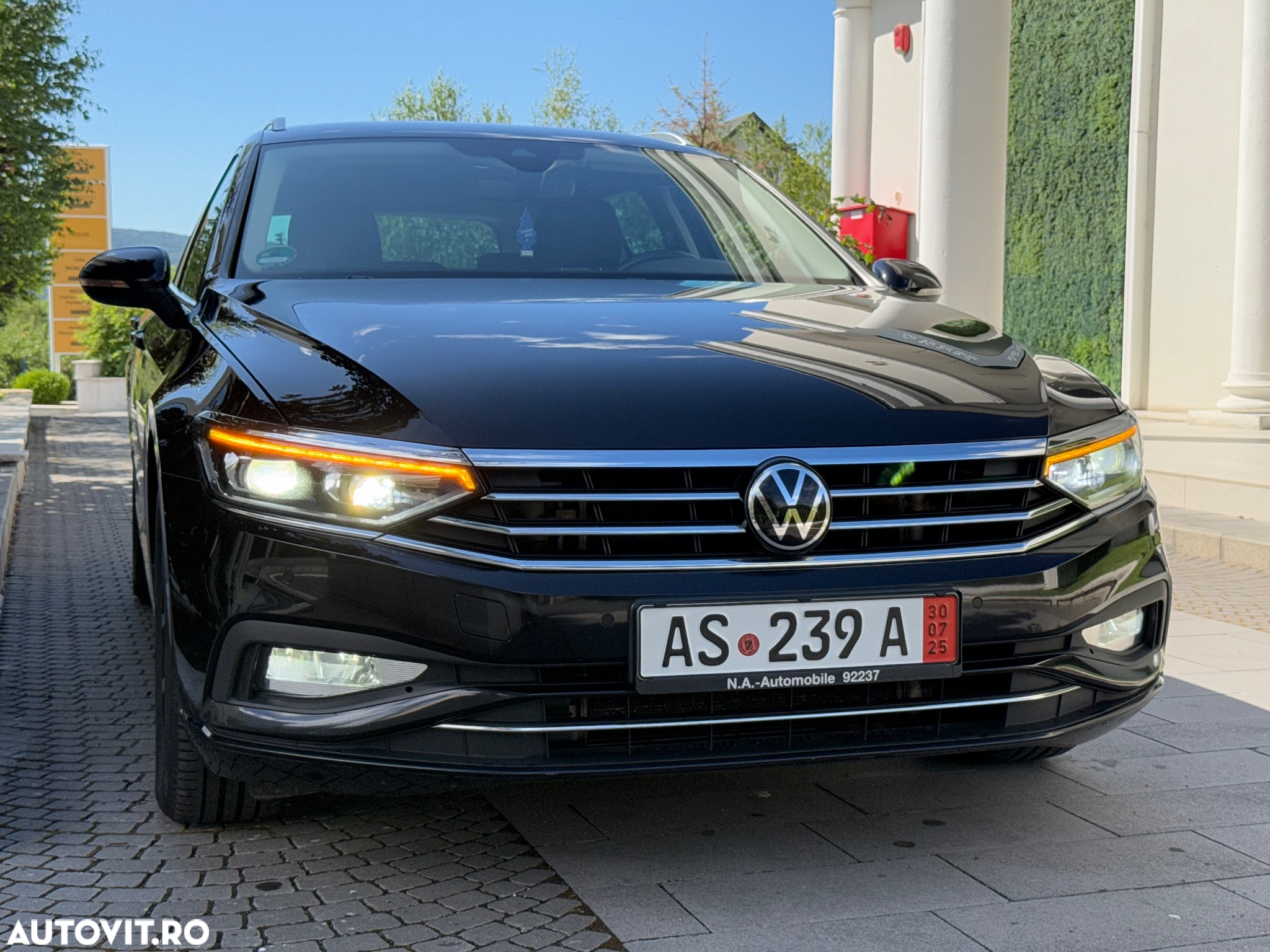 Volkswagen Passat Variant 2.0 TDI DSG Business - 2