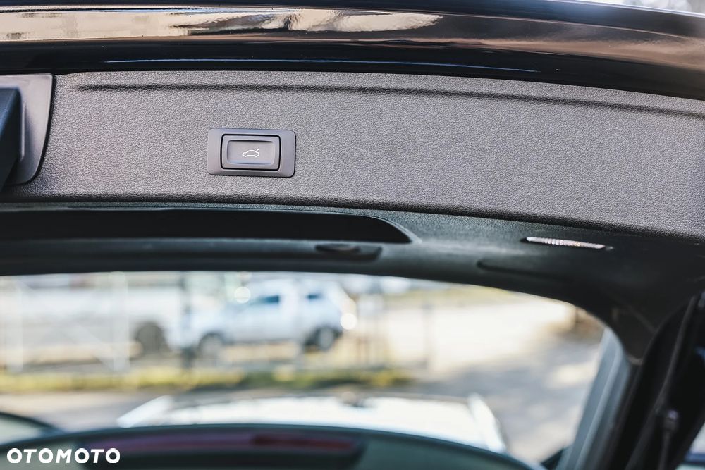 Audi A4 Avant 40 TDI S Line S tronic - 31