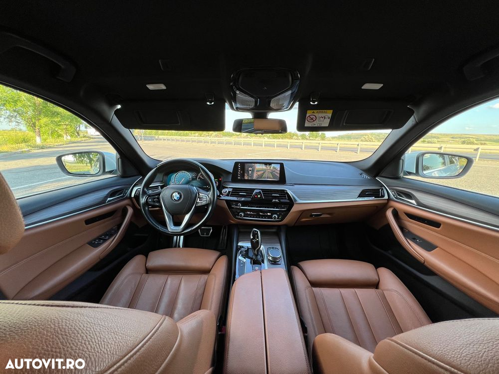 BMW Seria 5 520d xDrive Aut. Luxury Line - 2