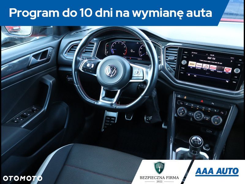 Volkswagen T-Roc - 9