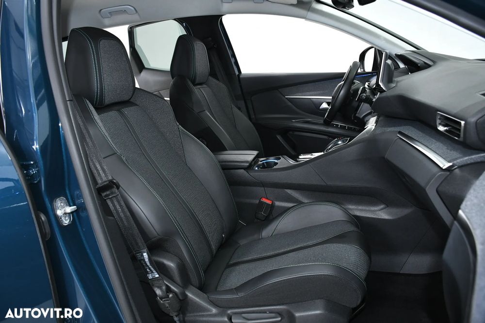 Peugeot 3008 Plug-In Hybrid 225 e-EAT8 Allure Pack - 5