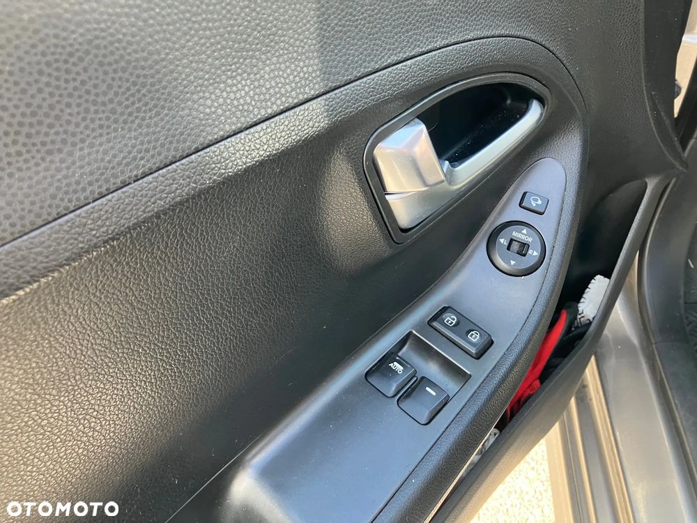 Kia Picanto 1.2 Fifa World Cup Edition - 13