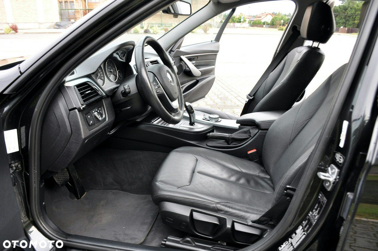 BMW Seria 3 - 21