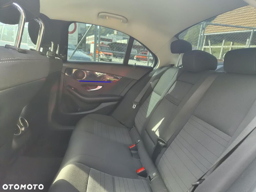 Mercedes-Benz Klasa C 180 d 9G-TRONIC Avantgarde - 14