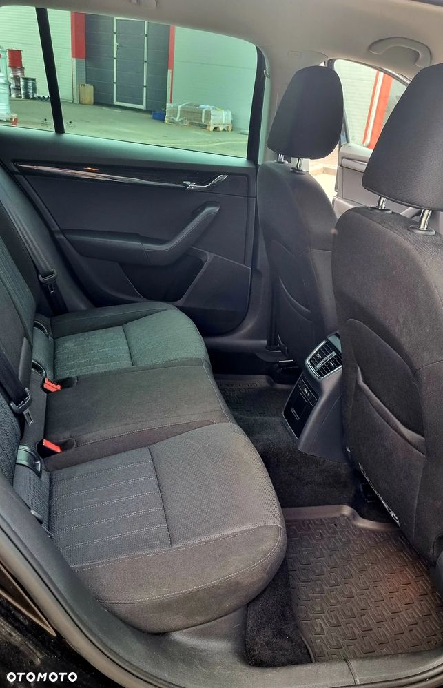 Skoda Octavia 1.5 TSI ACT Style DSG - 12