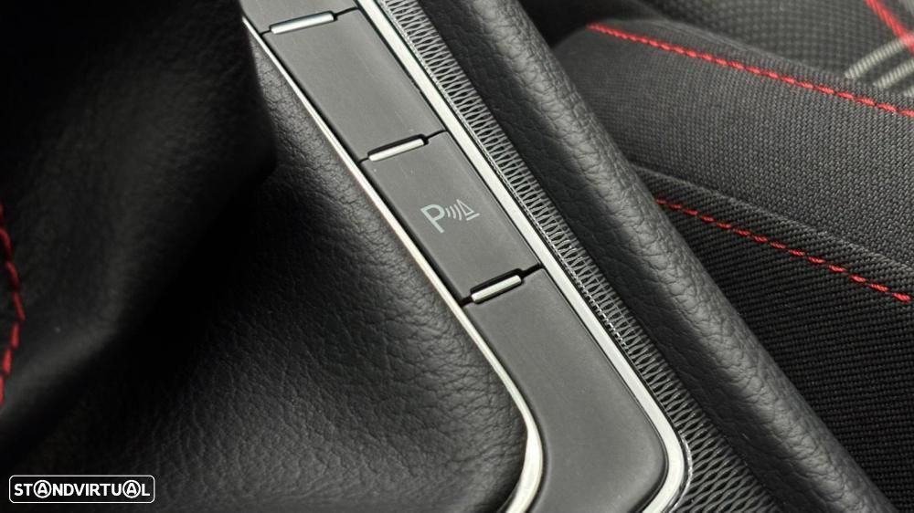 VW Golf 2.0 TSi GTi - 20