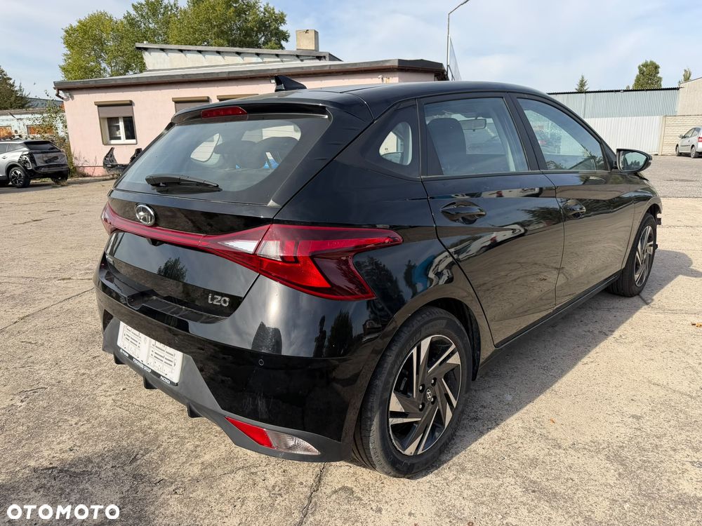 Hyundai i20 - 11