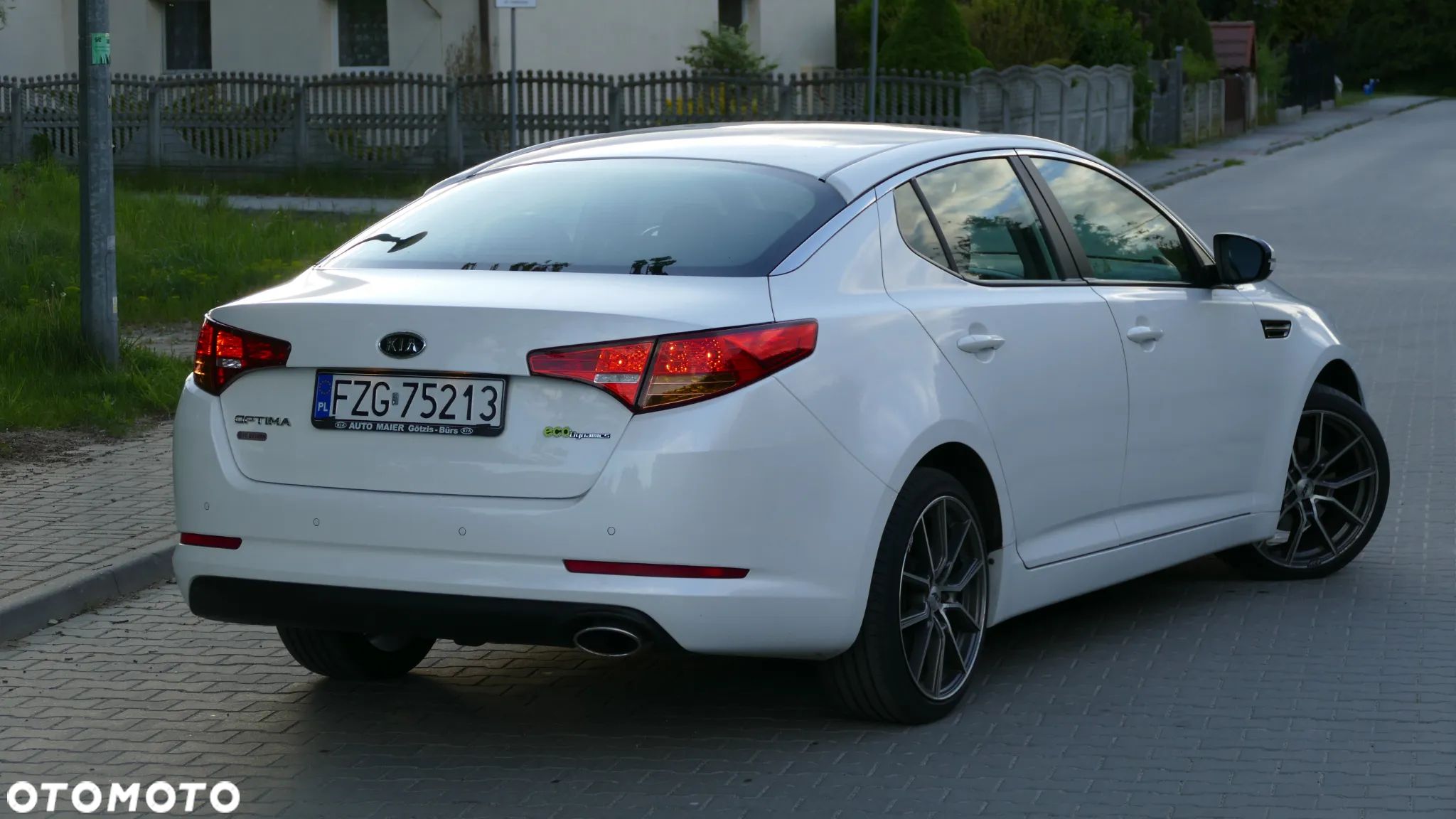 Kia Optima - 1