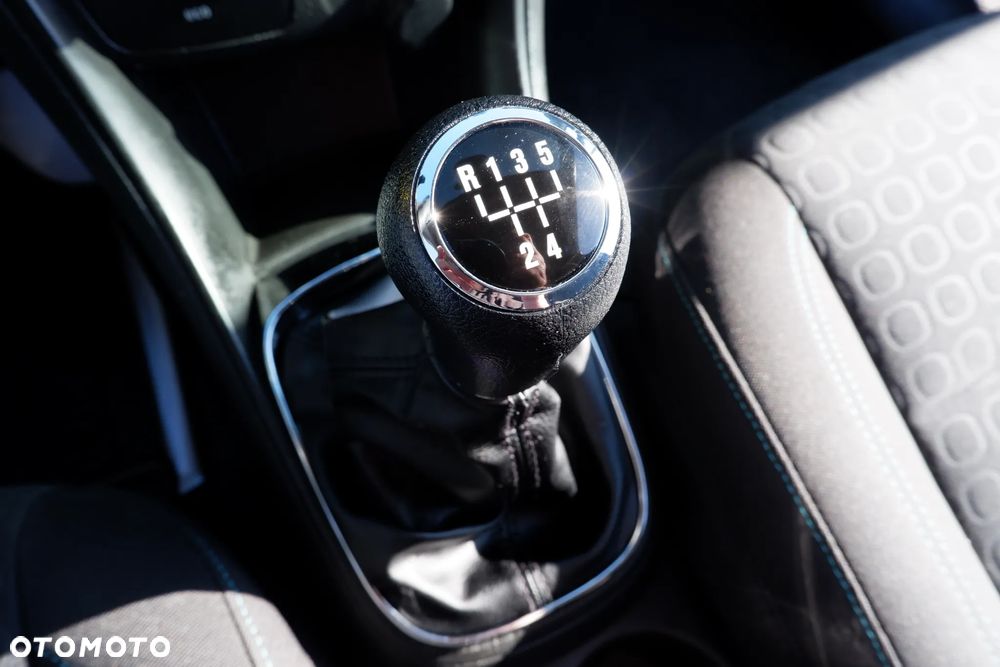 Chevrolet Trax 1.6 LS - 21