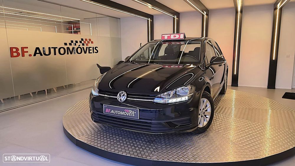 VW Golf 1.6 TDi Confortline - 1